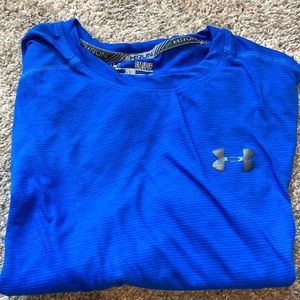 Under Armour Men’s S Running Shirt Fitted heat gear